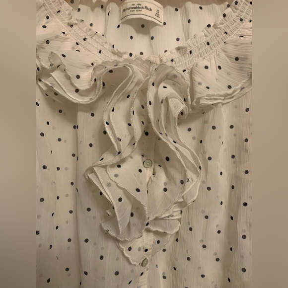 Abercrombie ladies long sleeve blouse in polka dots print, Size XS - Picture 3 of 5